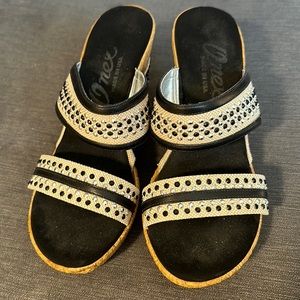 Rhinestone black and cream wedges size 8. So CUTE!